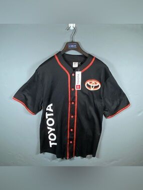 Toyota Baseball Jersey Shirt Mens L Embroidered Front Logo Official Licensed NWT